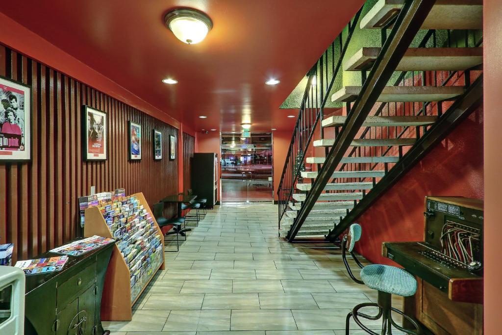 Royal Pagoda Motel Dodger Stadium Λος Άντζελες Εξωτερικό φωτογραφία